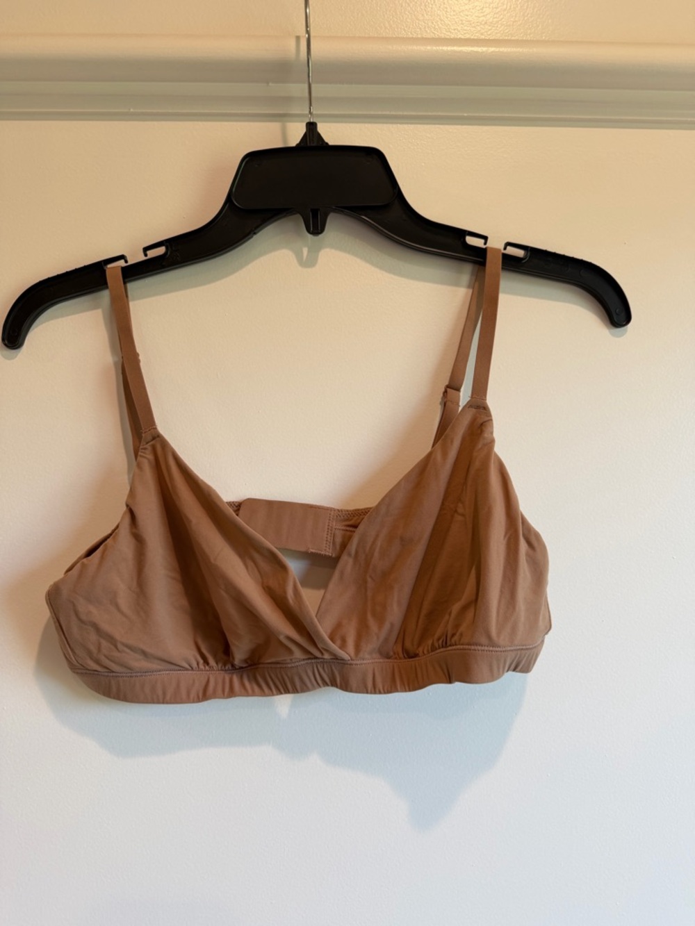 SKIMS Soft Wireless Bralette in Tan